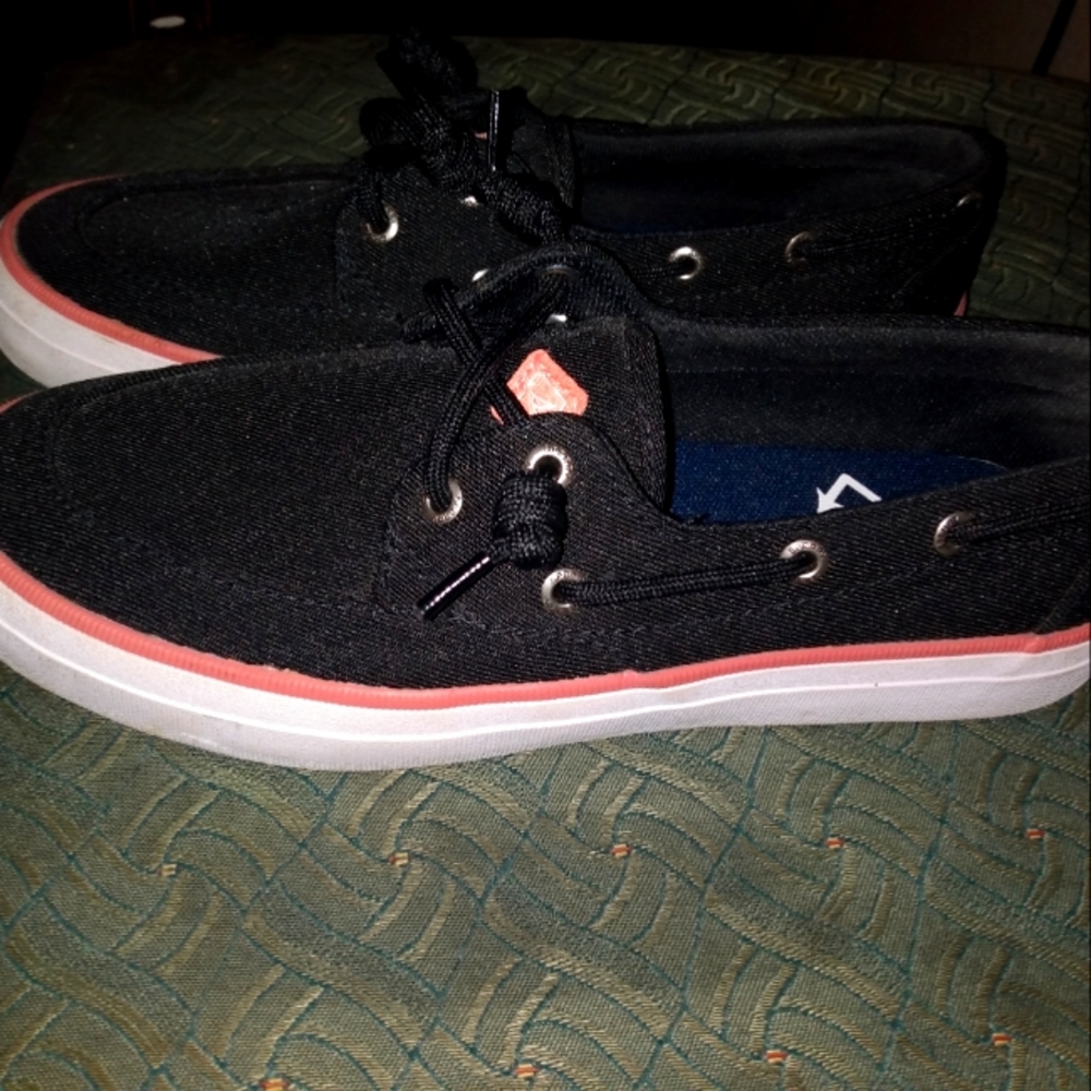 Brand new size 7 sperrys never been worn